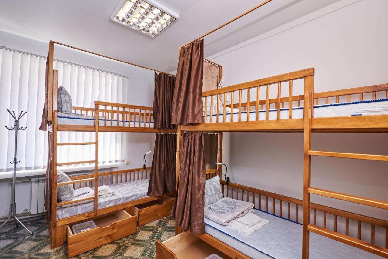 Хостел Perron Charków Zewnętrze zdjęcie